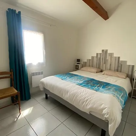 T3 Mezzanine A Saint-pierre-la-mer, Climatisee, Terrasse, Parking Prive, 6 Pers. - Fr-1-795-41