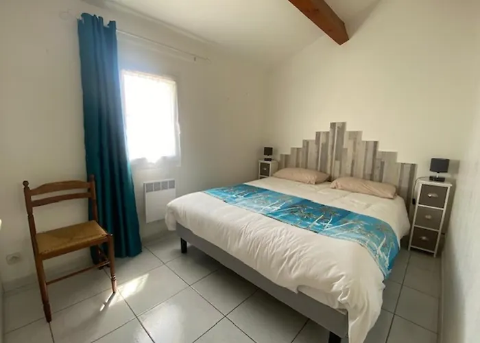 T3 Mezzanine à Saint-pierre-la-mer, Climatisée, Terrasse, Parking Privé, 6 Pers. - Fr-1-795-41