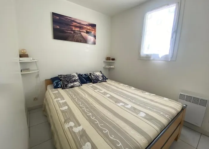 T3 Mezzanine à Saint-pierre-la-mer, Climatisée, Terrasse, Parking Privé, 6 Pers. - Fr-1-795-41 Fleury (Aude)